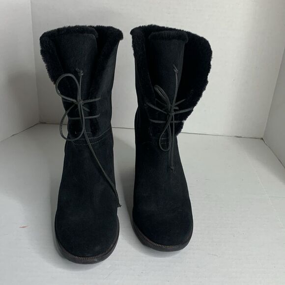 UGG Jerene black suede leather shearling lined lace-up heeled boots - Picture 4 of 10